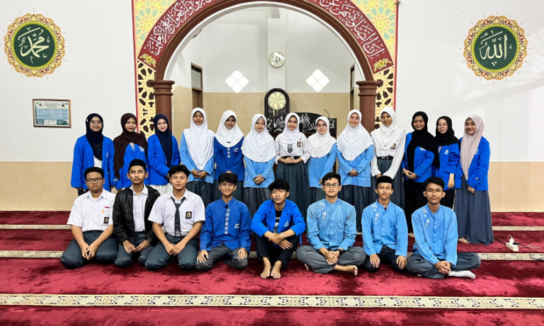 Sosialisasi Era Digital, Remaja Masjid SMAN 2 Sukabumi Perkuat Pemahaman Agama