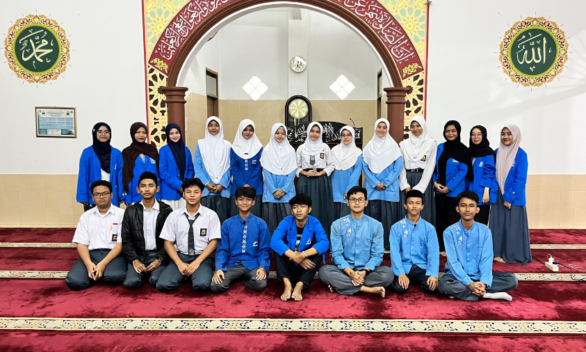Sosialisasi Era Digital, Remaja Masjid SMAN 2 Sukabumi Perkuat Pemahaman Agama
