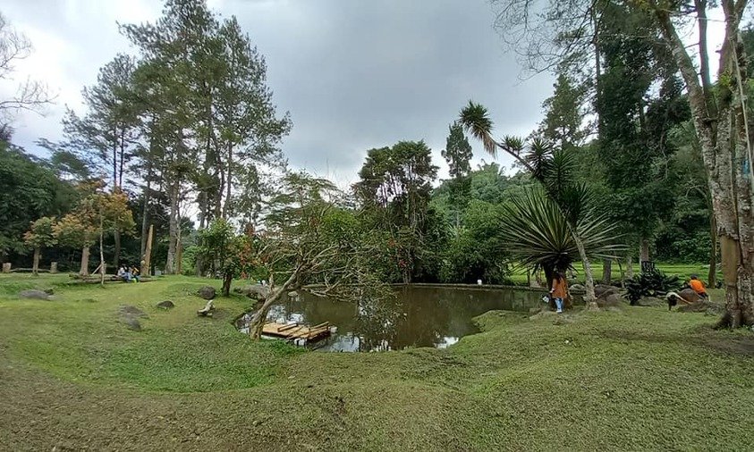 Menikmati Hamparan Rumput & Danau di Kampung Cakrawala, Wisata Asri Selabintana Sukabumi