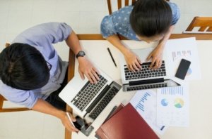 Dari Mahasiswa Sistem Informasi Menjadi Profesional Digital