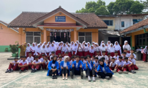 Mahasiswa UBSI Sukabumi Gelar Sosialisasi PKM di SDN Sawahlega, Pacu Kreativitas Siswa SD Sejak Dini