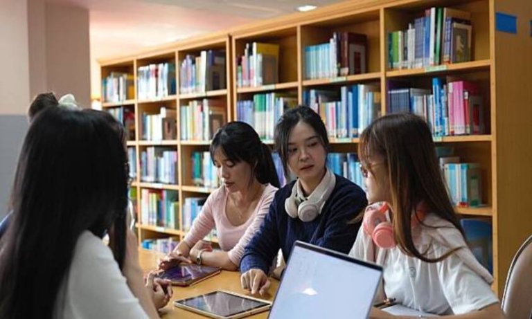 Butuh Referensi Jurnal Buat Nugas? Ini Tempat Belajar dan Fasilitas Literasi Terbaik di Sukabumi